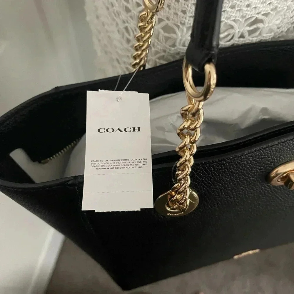 🔥2xHOST PICK🔥 Coach turnlock chain pebble tote - Picture 7 of 7